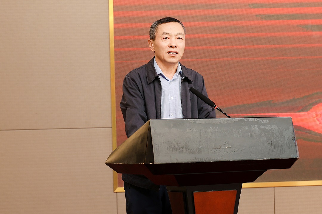 杨主席1.jpg